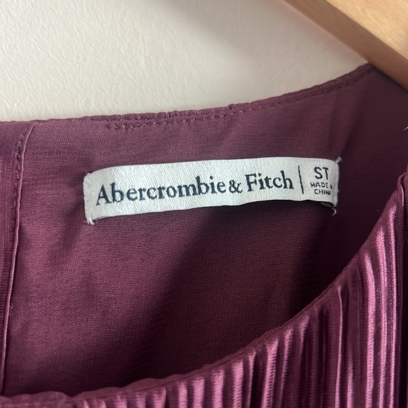 Abercrombie & Fitch Red Long Sleeve Dress | Small Tall - Picture 3 of 5